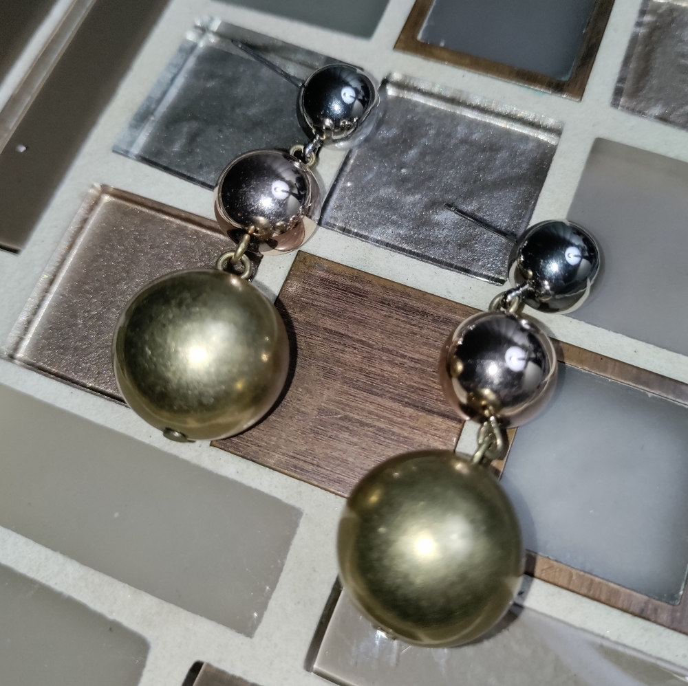 Vintage Triple Ball earrings